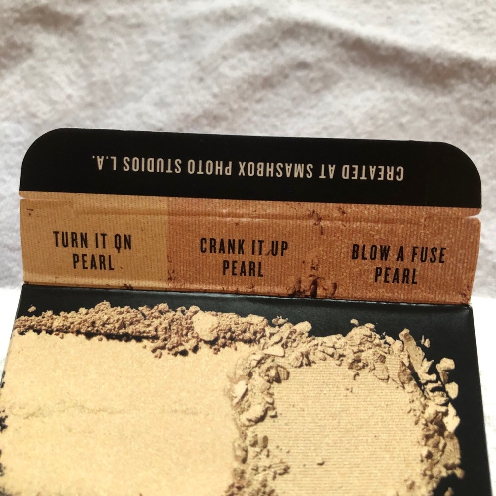2 left❗️Smashbox highlight palette ✨ - Picture 5 of 10